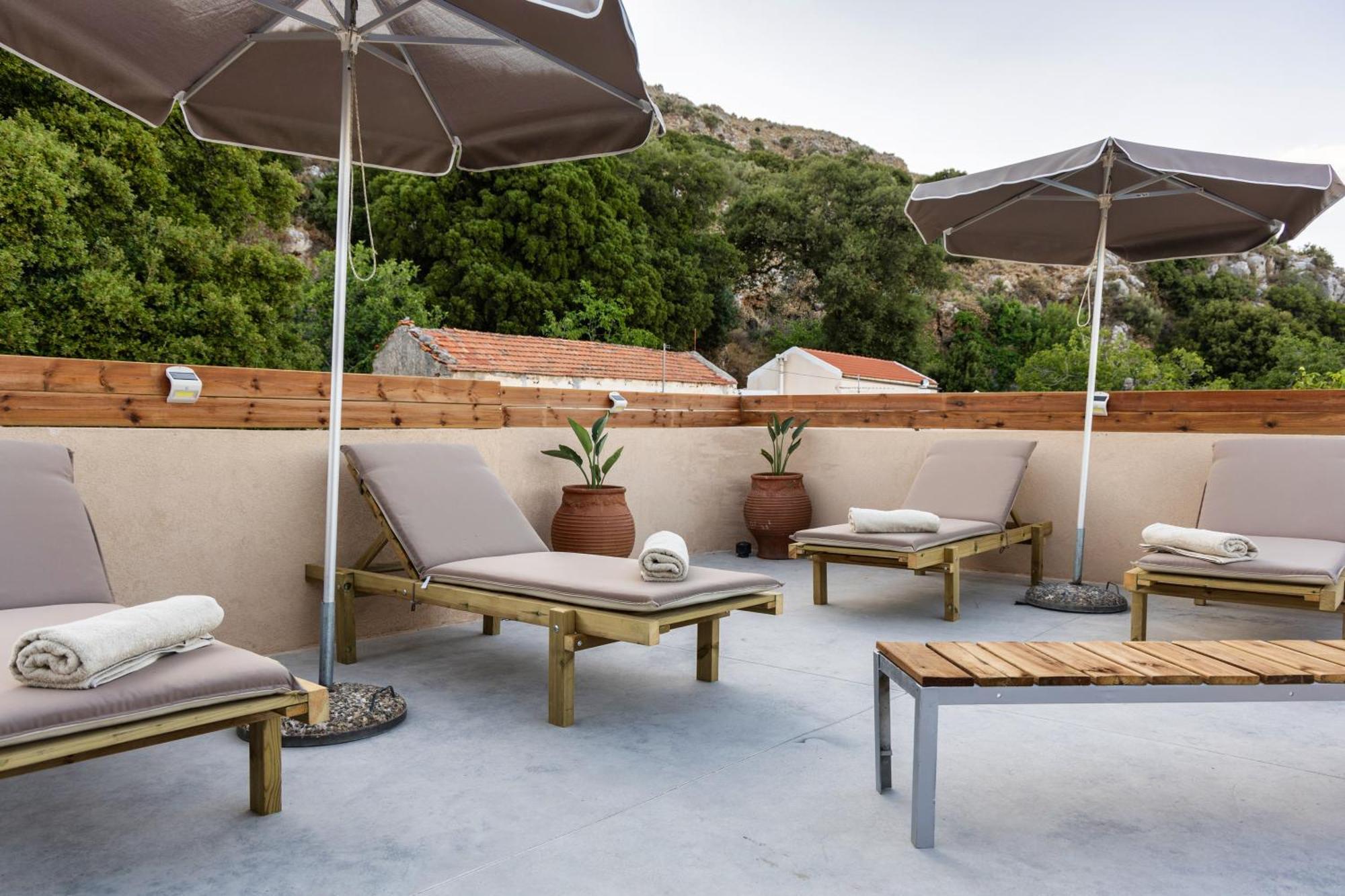 Luxury With Rooftop Pool In Appartement *