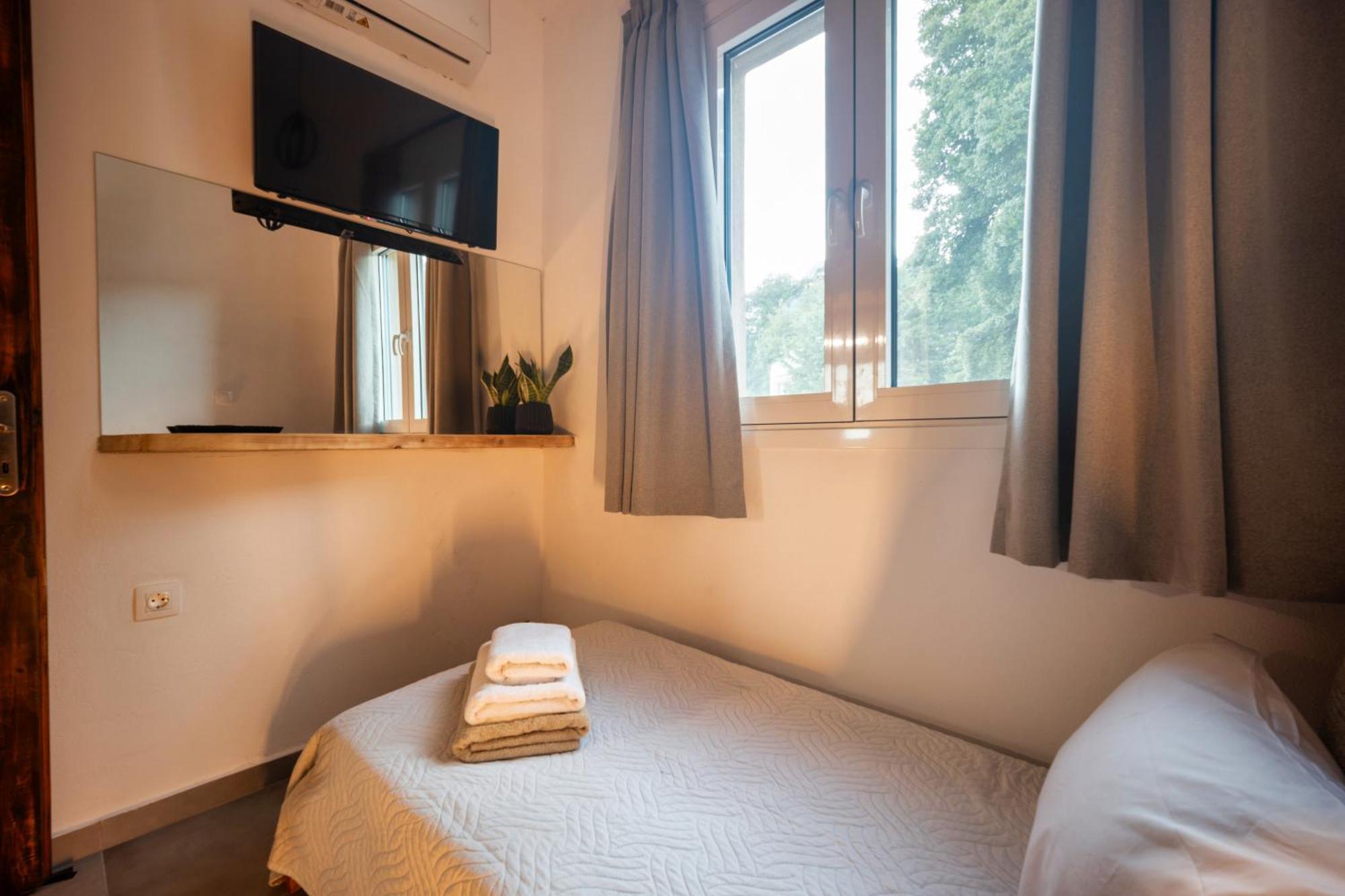 Appartement Luxury With Rooftop Pool In Méronas